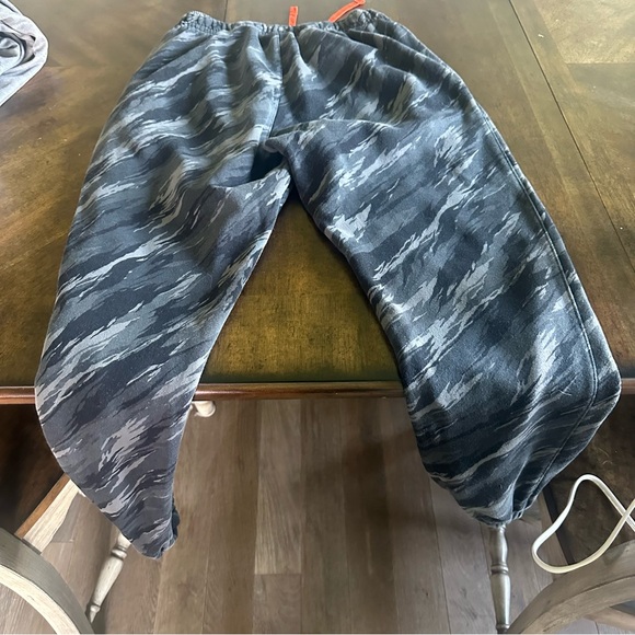 Nike Sweatpants - Picture 3 of 6